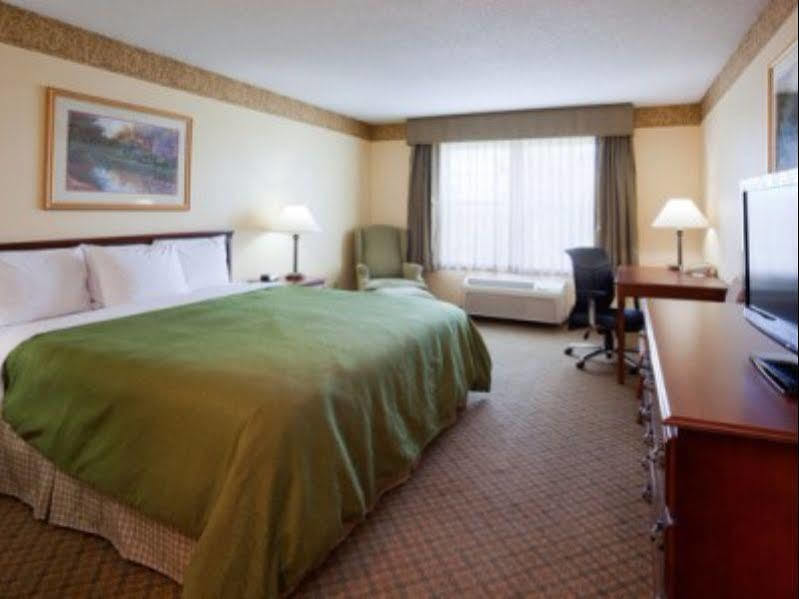 Country Inn & Suites By Radisson Albertville Near Outlet Mall Exterior foto